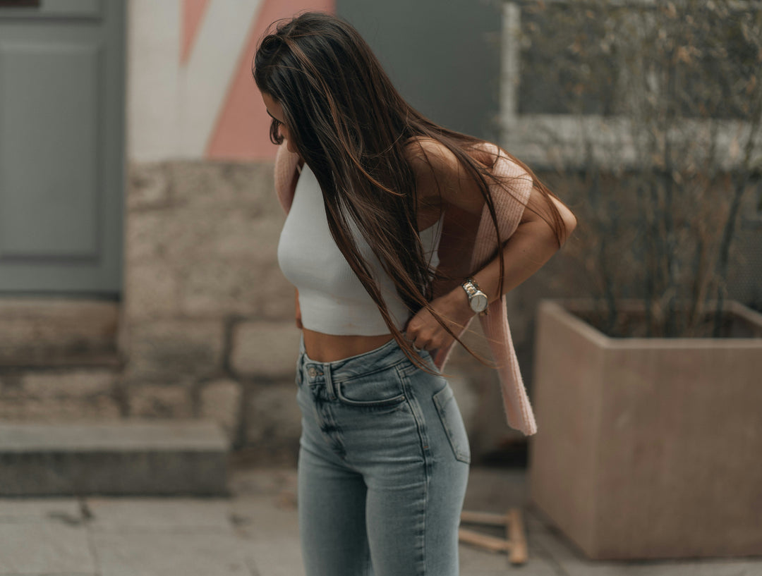 7 Purse-Free Hacks Every Woman Needs to Know
