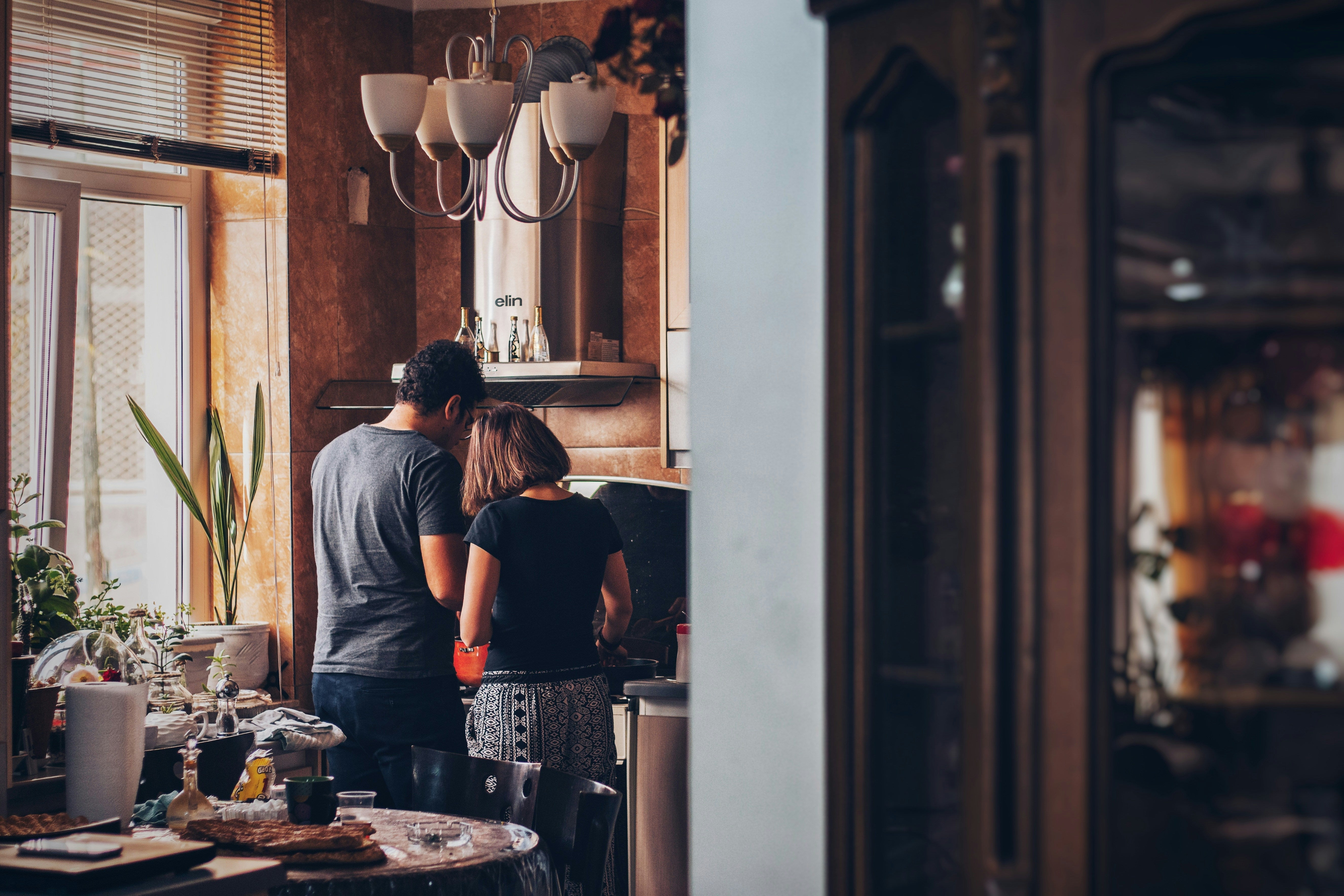 Creative Date Ideas for Couples with Children on a Budget