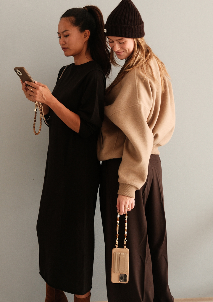 Cruz Phone Wristlet