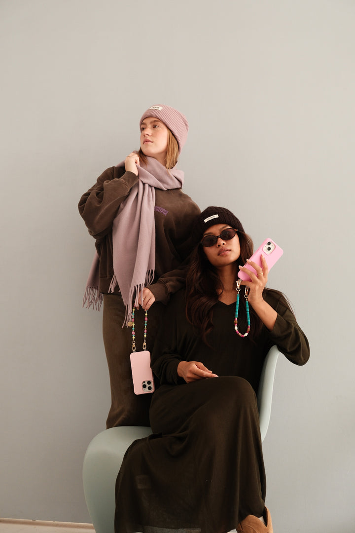 Luma Phone Wristlet