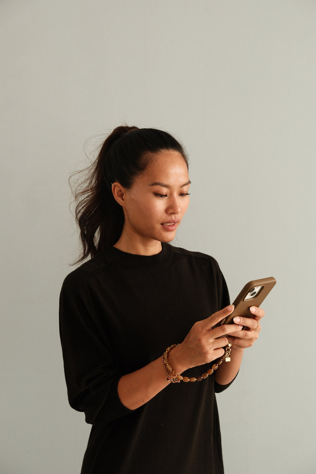 Brune Phone Wristlet