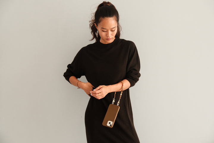 Brune Phone Wristlet
